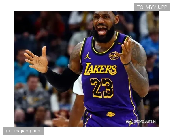 特写：詹姆斯常规赛收官战出场时间受限，湖人教练组详解负荷管理策略